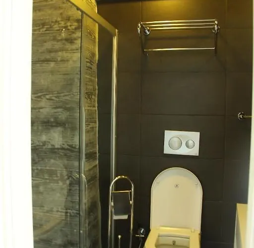 Corner Boutique Hotel 3*